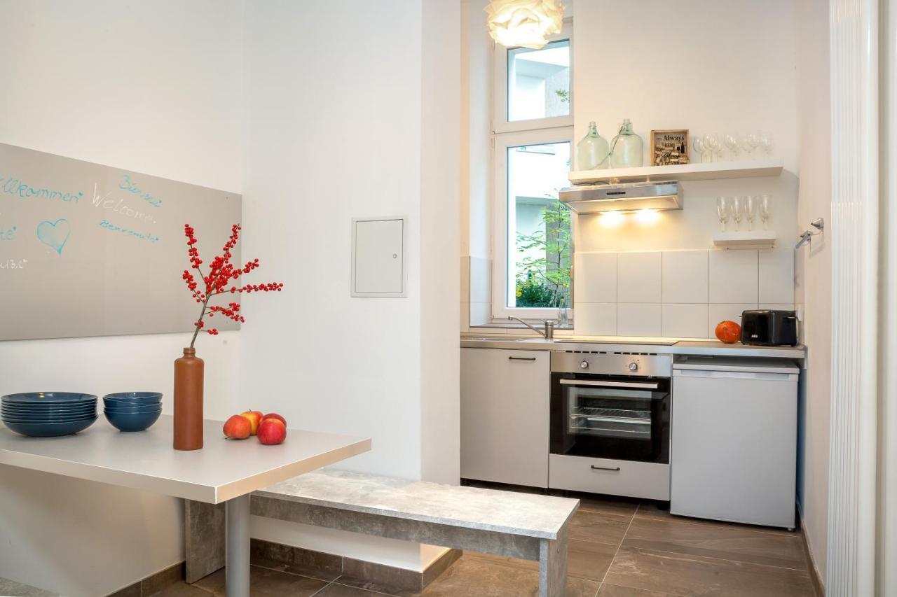 Newton-Appartement Mit 3 Schlafzimmern Berlin Eksteriør billede